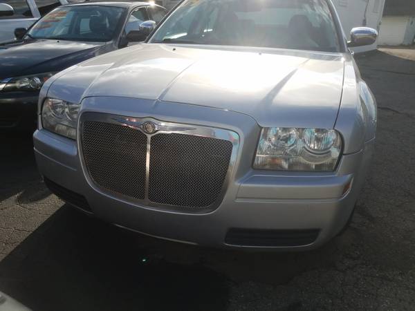2009 Chrysler 300 v6 .just a nice car !😊 for sale in Clinton Township, MI – photo 2