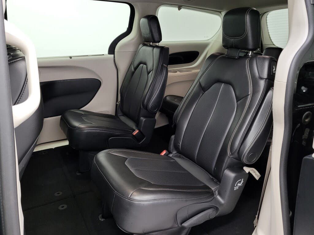 2020 Chrysler Voyager LXi FWD for sale in Silver Spring, MD – photo 9