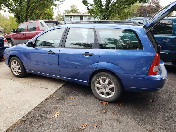 2005 Ford Focus ZXW Wagon for sale in Westville, PA – photo 3