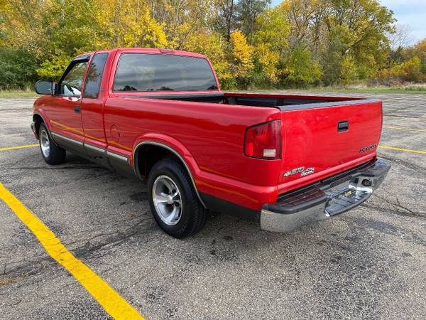 2000 Chevy S-10 92k Miles - - by dealer - vehicle for sale in Flint, MI – photo 2