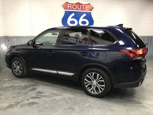 2018 MITSUBISHI OUTLANDER ES PERFECT CARFAX! 1 OWNER! ONLY 34K MILES!! for sale in Norman, KS – photo 4