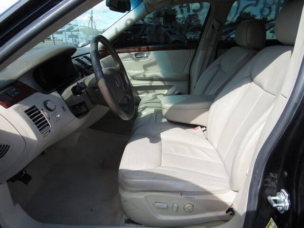 2006 Cadillac DTS 4dr Sdn w/1SC - - by dealer for sale in South Houston, TX – photo 15