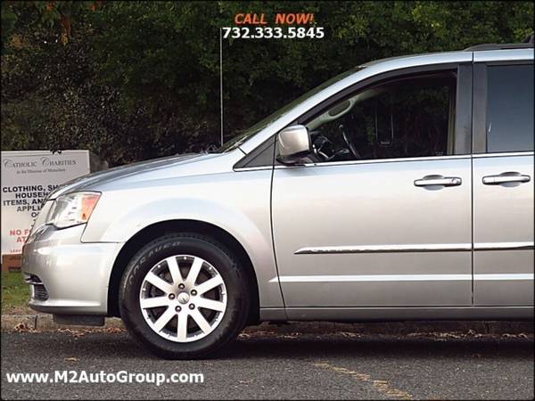 2014 Chrysler Town & Country Touring 4dr Mini Van for sale in East Brunswick, NY – photo 19