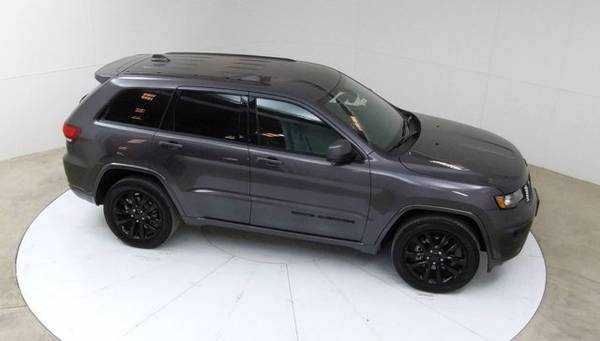 2020 Jeep Grand Cherokee Altitude - - by dealer for sale in Woodland, CA – photo 22