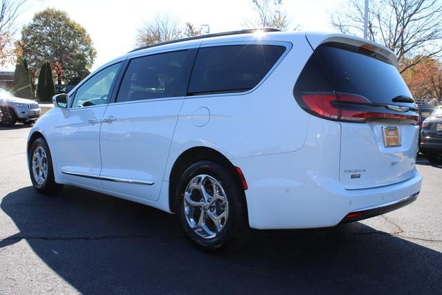 2022 Chrysler Pacifica Limited for sale in Cornelius, NC – photo 4