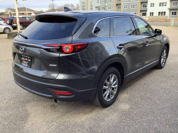 2018 Mazda CX-9 Touring AWD - - by dealer - vehicle for sale in Portage, WI – photo 4