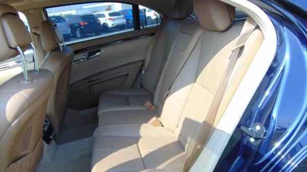 2008 MERC2EDES BENZ S-550 4 MATIC Night Vision Pano Distronic Etc -... for sale in Watertown, NY – photo 12