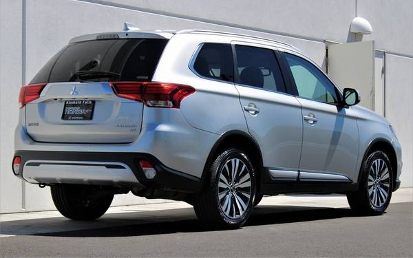 2019 Mitsubishi Outlander SEL 4x4 4WD SUV - - by for sale in Klamath Falls, OR – photo 6