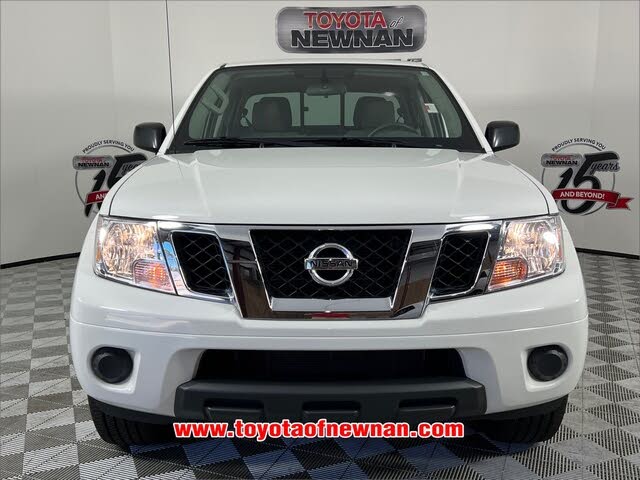 2020 Nissan Frontier SV Crew Cab 4WD for sale in Newnan, GA – photo 2