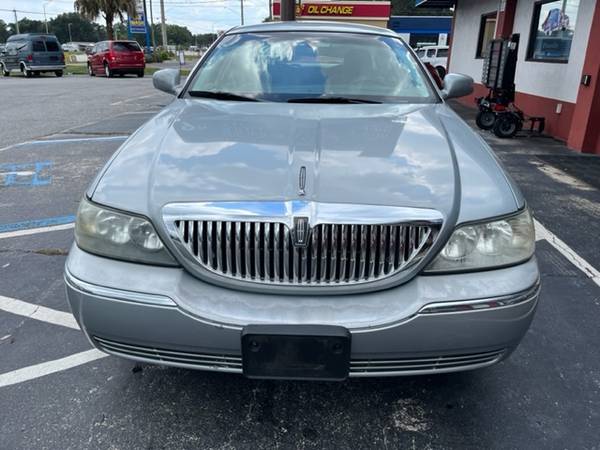 Lincoln Town Car Great Condition - - by dealer for sale in Lakeland, FL – photo 9