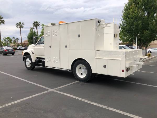 Ford F700 CA Legal for sale in Bakersfield, CA – photo 4