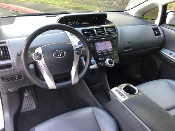 2012 Toyota Prius V Pkg 5 --Navi, Leather, 1owner, Clean title-- for sale in Kirkland, WA – photo 11