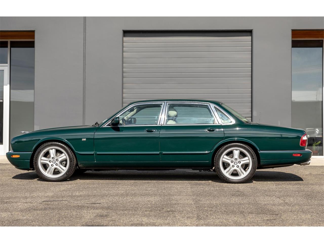 For Sale at Auction: 1998 Jaguar XJR for sale in Costa Mesa, CA