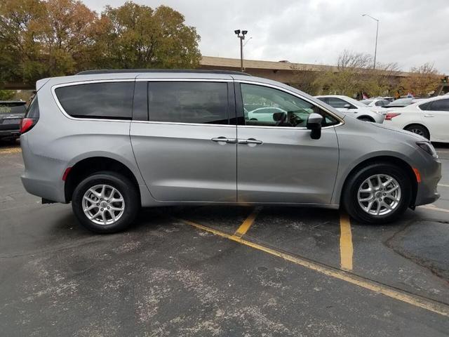 2021 Chrysler Voyager LXI for sale in Wichita, KS – photo 3