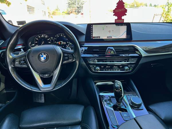 2018 BMW 5 Series 530i xDrive AWD - mint condition) for sale in Bethlehem, PA – photo 12