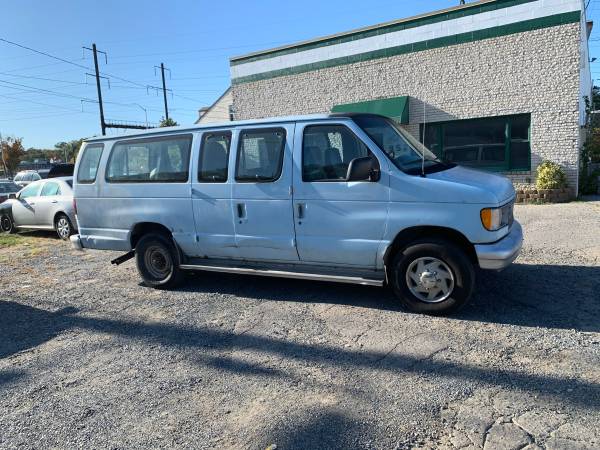 1995 Ford Club Wagon for sale in LANHAM, District Of Columbia – photo 3
