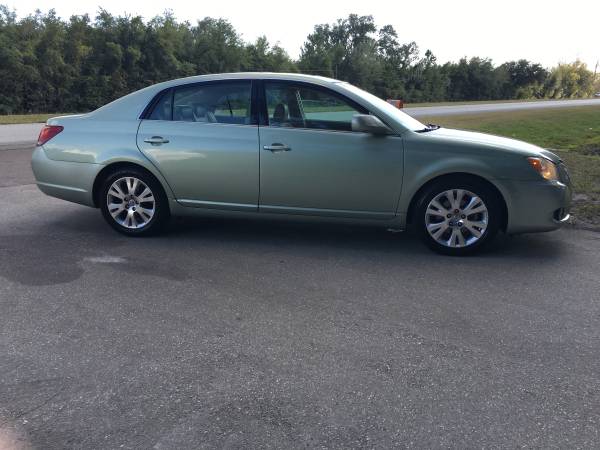 2010 TOYOTA AVALON “ XLS” LOADED ! IMMACULATE ! for sale in Gainesville, FL – photo 5