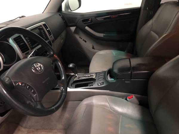 Nice 06 Toyota 4Runner - cars & trucks - by owner - vehicle... for sale in San Antonio, TX – photo 4