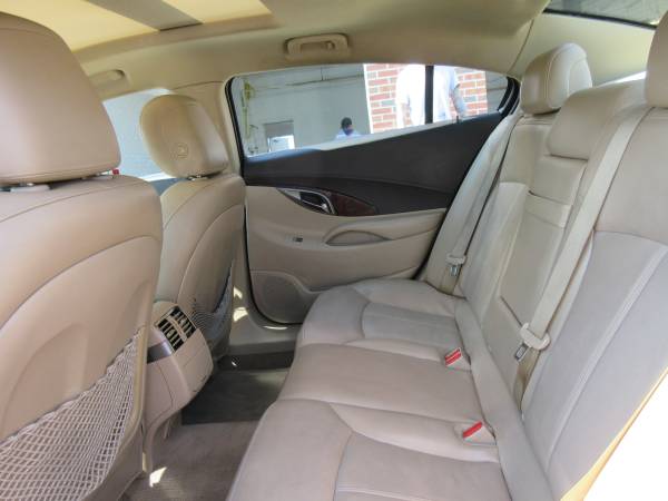 ** 2011 BUICK LACROSSE CXL- LOADED! LEATHER! GUARANTEED FINANCE! -... for sale in Lancaster, PA – photo 11