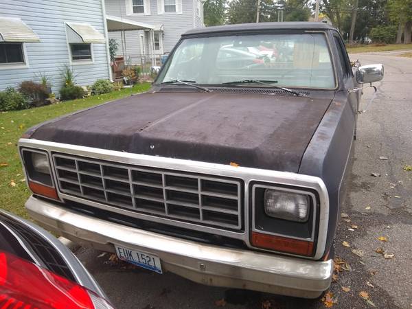 1984 Dodge Ram 3/4 ton truck for sale in Dayton, OH – photo 2