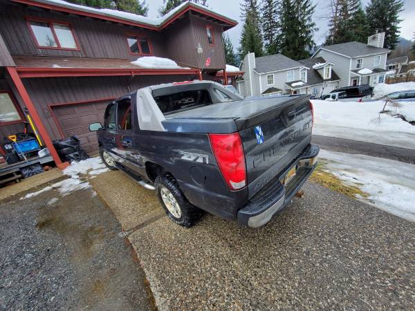 Running 06 Chevy Avalanch with frame issue - - by for sale in Juneau, AK – photo 3