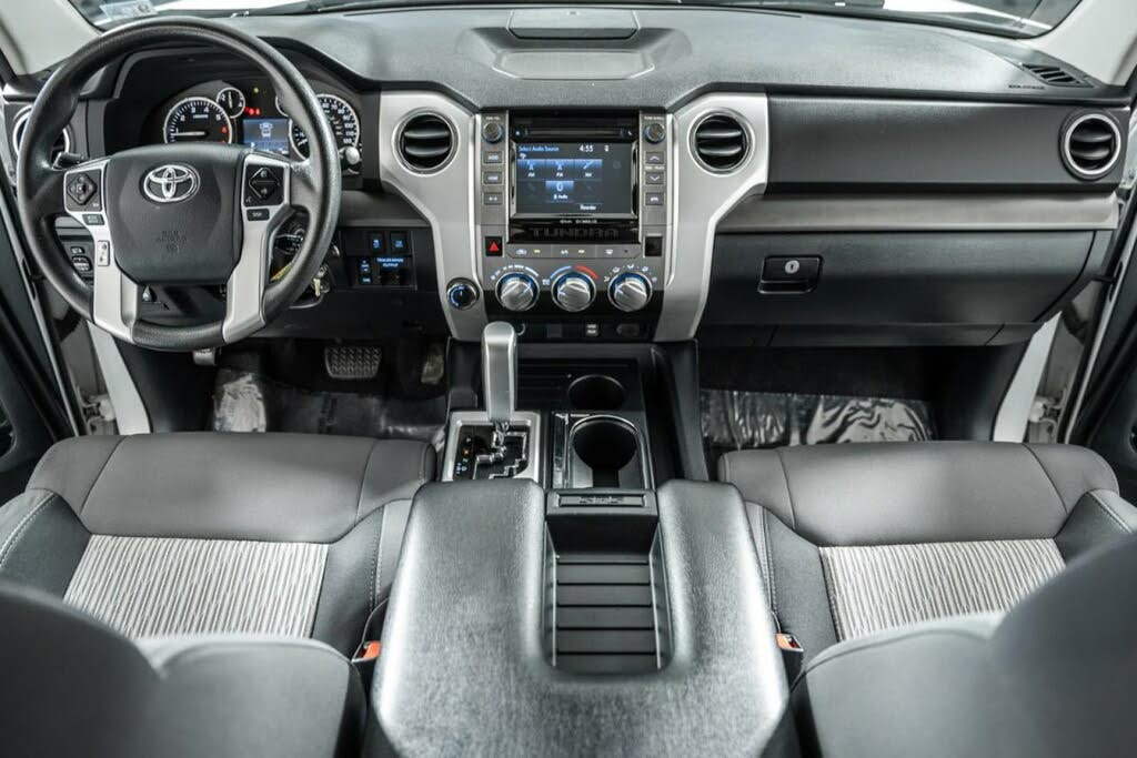 2017 Toyota Tundra SR5 CrewMax 5.7L 4WD for sale in Falls Church, VA – photo 22