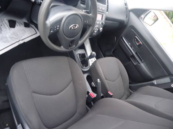 2013 KIA SOUL 5 SPEED MANUAL for sale in Elmont, NY – photo 9