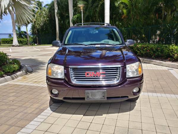 GMC Envoy SLT 4WD sunroof 1 owner private clean Carfax for sale in Fort Myers, FL – photo 2