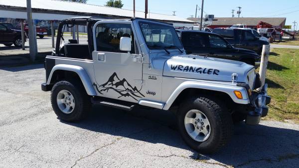 2002 jeep wrangler ht 4x4, 4.0 6cly for sale in Riverton, MO – photo 2