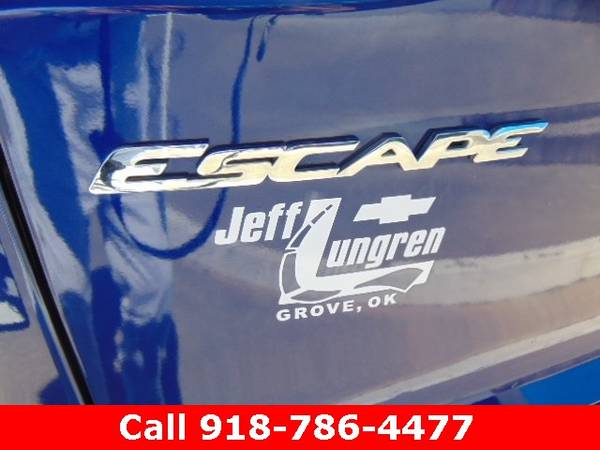 2014 Ford Escape SE suv Blue - - by dealer - vehicle for sale in Grove, AR – photo 2