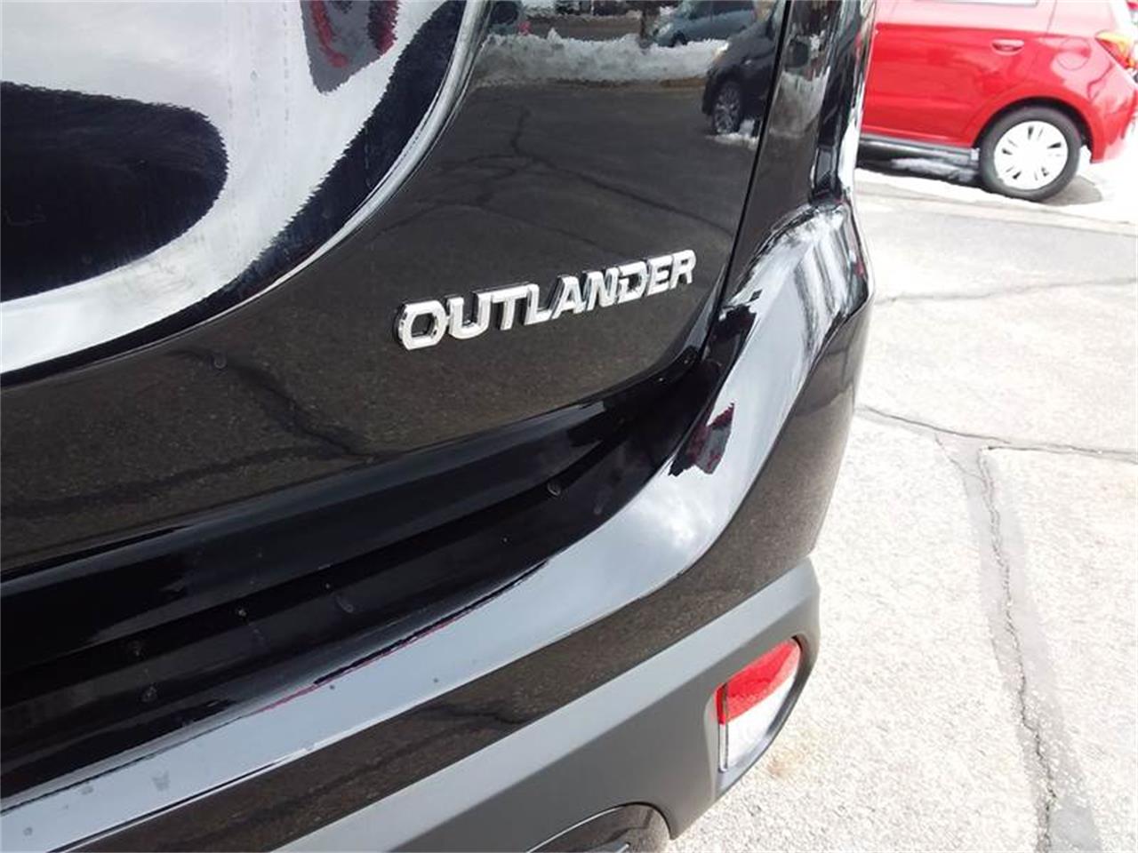 2019 Mitsubishi Outlander for sale in Holland , MI – photo 9