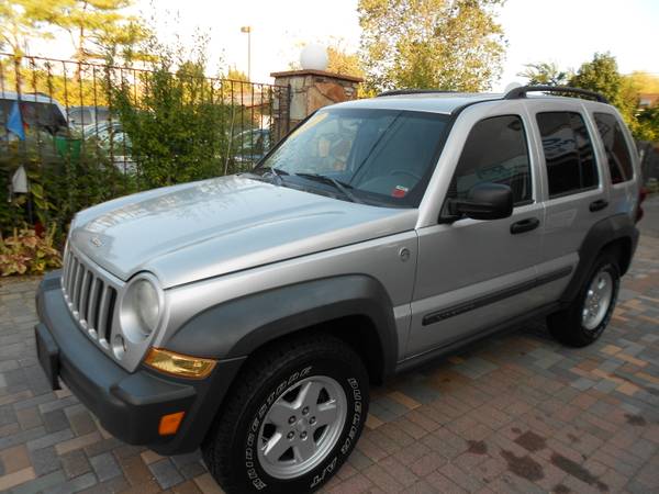 2007 JEEP LIBERTY 41,000 MILES!! 1 OWNER!! 4X4!! LIKE NEW! WE FINANCE! for sale in Farmingdale, NY