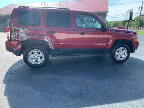 2015 Jeep Patriot 4X4 - cars & trucks - by owner - vehicle... for sale in East Amherst, NY – photo 7