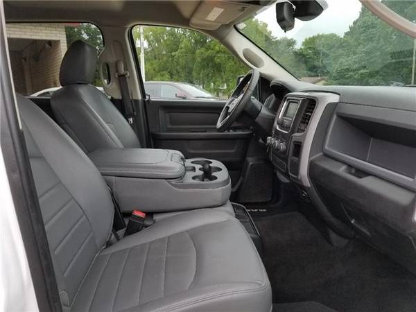 2015 Ram 1500 4WD Crew Cab 140.5" Express for sale in BILLINGS, MO – photo 16