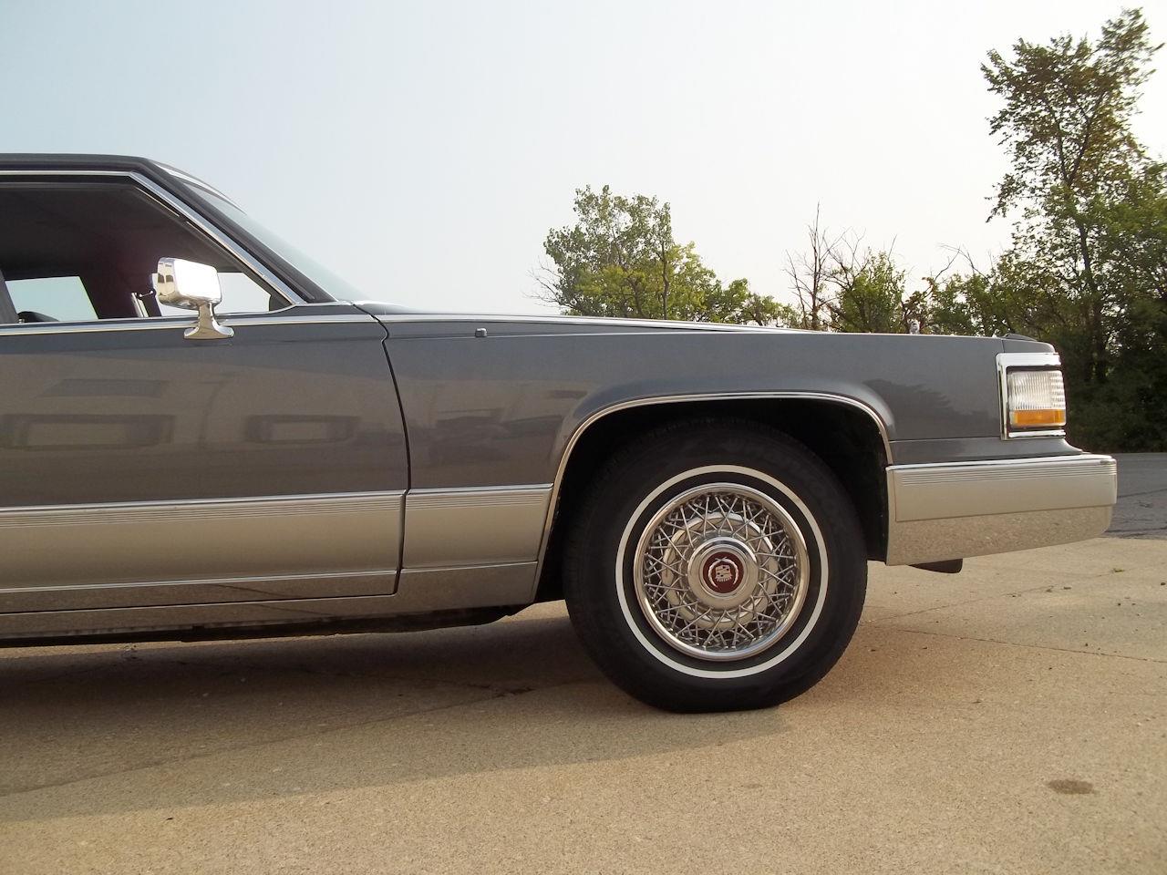 1992 Cadillac Fleetwood for sale in O'Fallon, IL – photo 56
