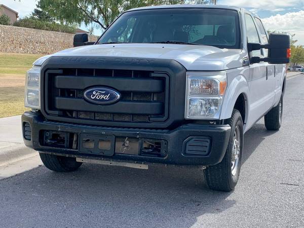 2014 FORD F250 CREW CAB 6.2L GAS! CLEAN TITLE! ONE OWNER! RUNS... for sale in El Paso, TX