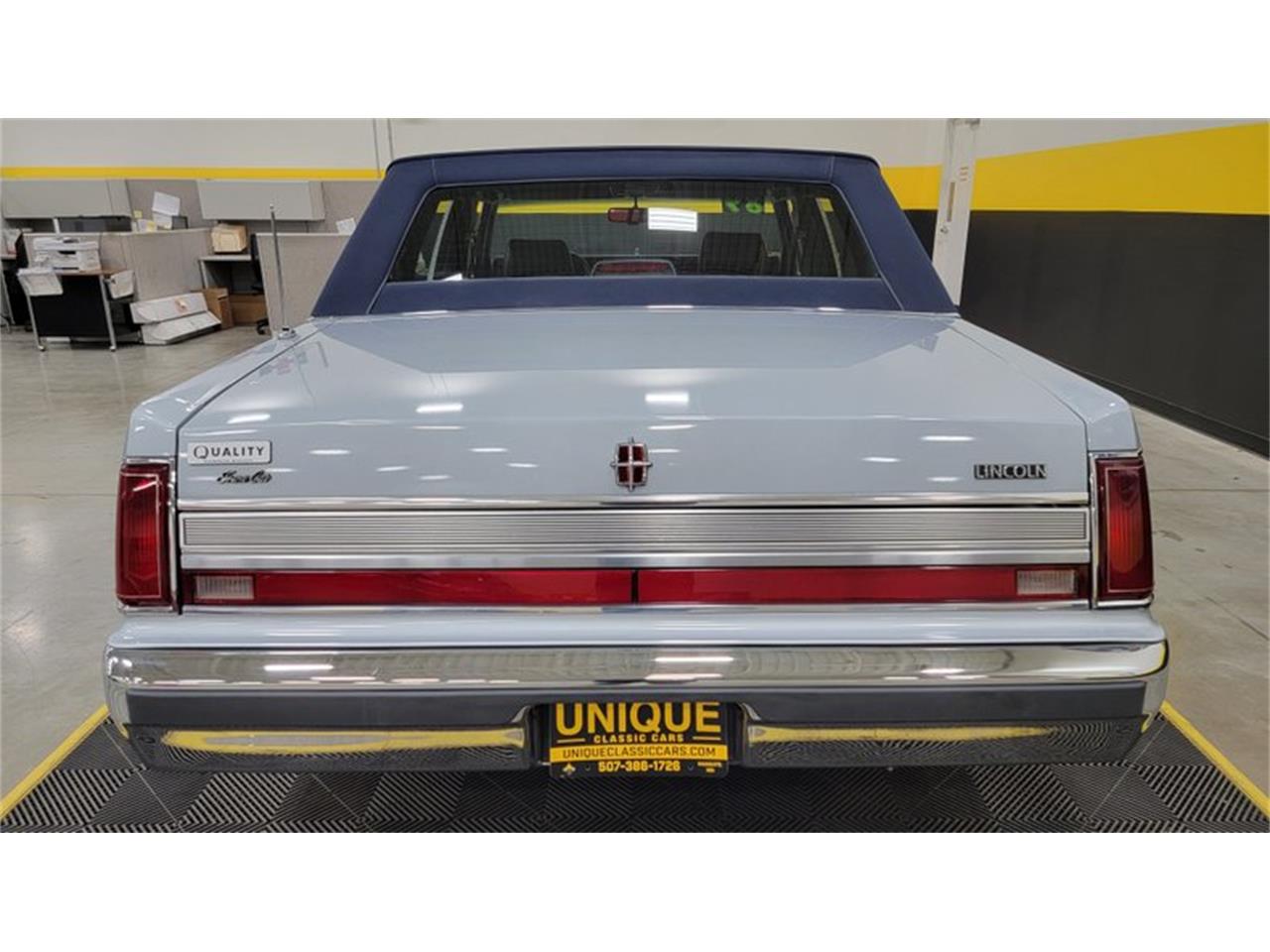 1989 Lincoln Town Car for sale in Mankato, MN – photo 6