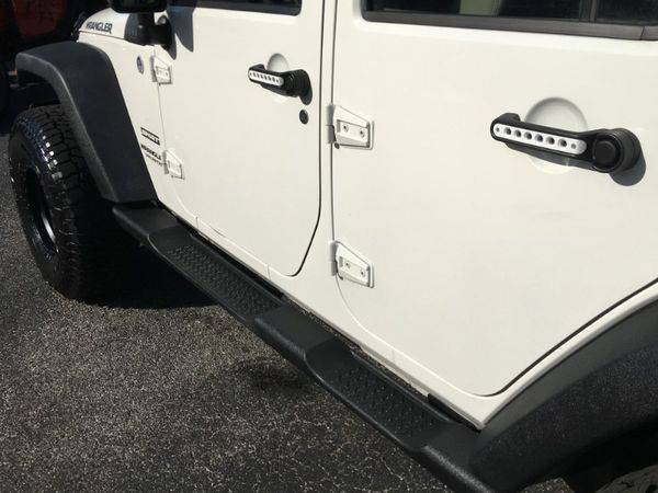 2010 Jeep Wrangler Unlimited Sport 4WD Sale Priced for sale in Fort Myers, FL – photo 17
