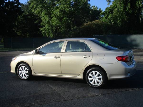 2010 TOYOTA COROLLA*ONE OWNER*4 CYLINDER*EASY FINANCING* for sale in Springfield, MA – photo 9