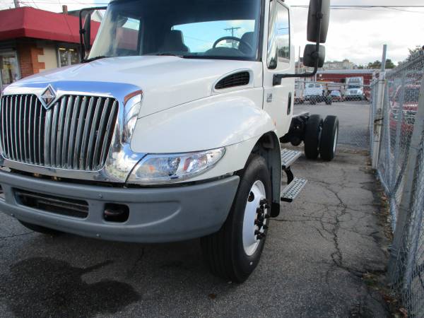 2006 International 4400 Cab/Chassis 33,000 GVW for sale in Brockton, MA