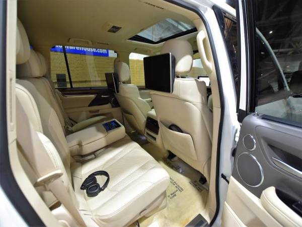 2017 Lexus LX LX 570 Three Row 4WD - - by dealer for sale in Chicago, IL – photo 20