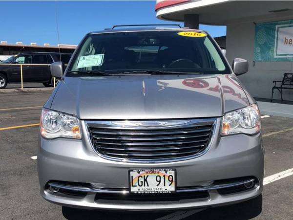 2016 Chrysler Town & Country Touring for sale in Hilo, HI – photo 5