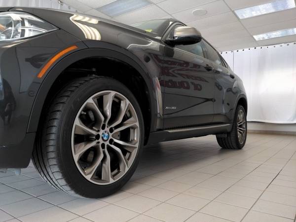 2018 BMW X6 AWD 4D Sport Utility/SUV xDrive35i for sale in Dubuque, IA – photo 4