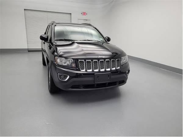 2015 Jeep Compass Latitude - SUV - - by dealer for sale in Lombard, IL – photo 14