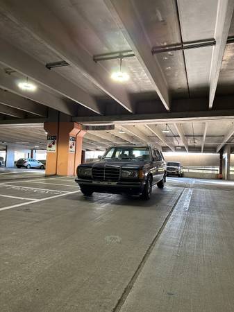 1981 Mercedes Benz 300TD - 4 Speed manual, Euro import - cars & for sale in Minneapolis, MN – photo 7