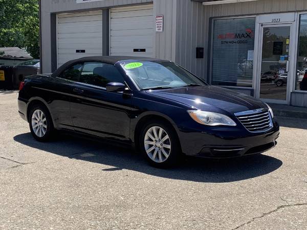 2012 Chrysler 200 Convertible Touring .Financing Available. for sale in Mishawaka, IN – photo 3