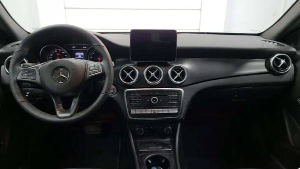 2019 Mercedes GLA 250 4matic for sale in Pittsburgh, PA – photo 6