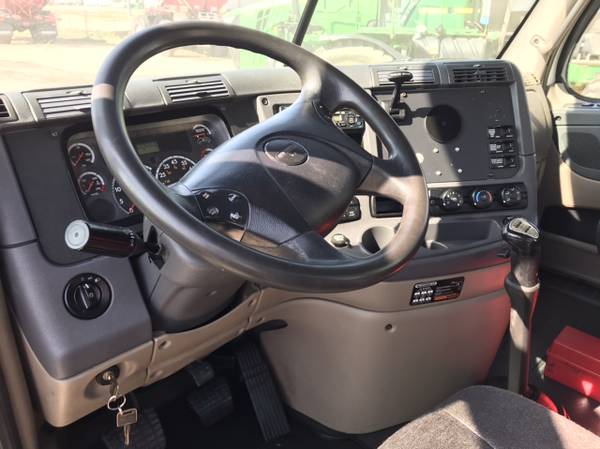 2014 Freightliner Daycab - cars & trucks - by dealer - vehicle... for sale in Greeley, CO – photo 5