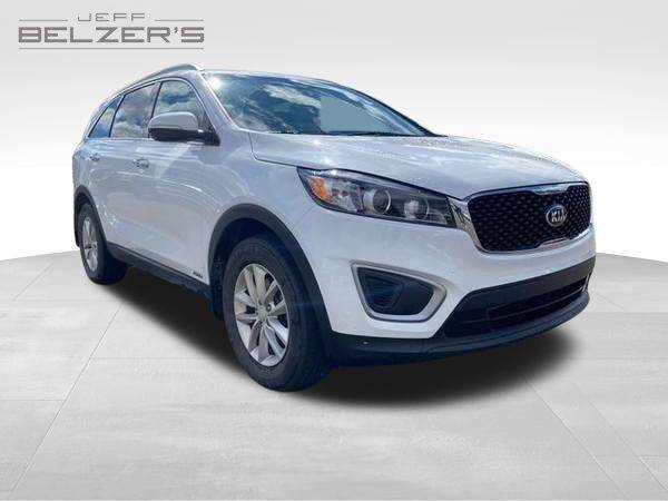 2018 Kia Sorento LX - - by dealer - vehicle automotive for sale in Lakeville, MN – photo 2