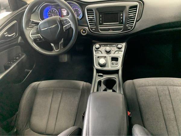 2015 Chrysler 200 Limited sedan Billet Silver Metallic Clearcoat -... for sale in Merrillville, IL – photo 14